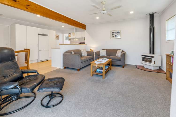 5 Rene Place Sunnyhills_12