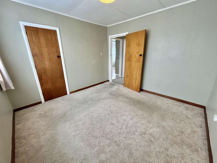 24A and 24B Clyde Street Tokoroa_17