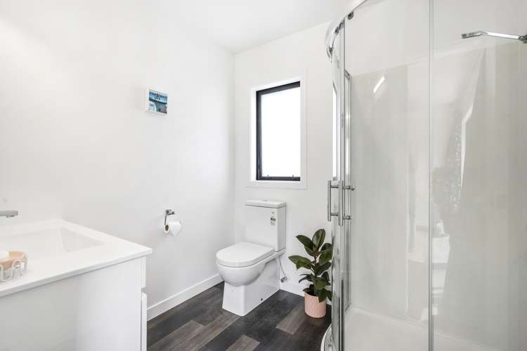 9 Cory Jane Grove Riverstone Terraces_9