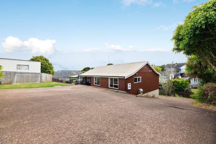 2/23 Duncan Avenue Te Atatu South_11