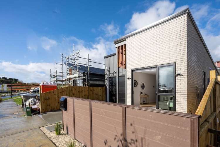 65 Puwha Street Massey_14