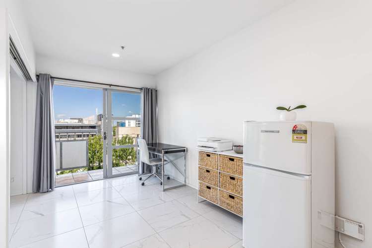 4a/82 Wakefield Street_0
