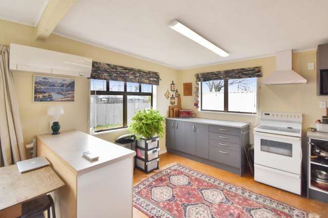 16 Maryburn Road Twizel_4