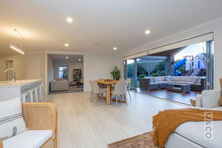 19 Riverhead Point Drive Riverhead_45