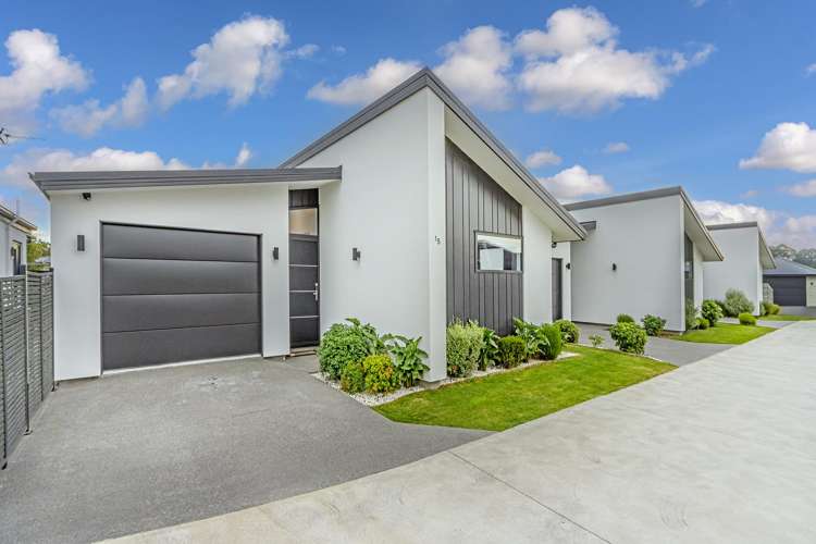 15 Burrow Street Rolleston_11