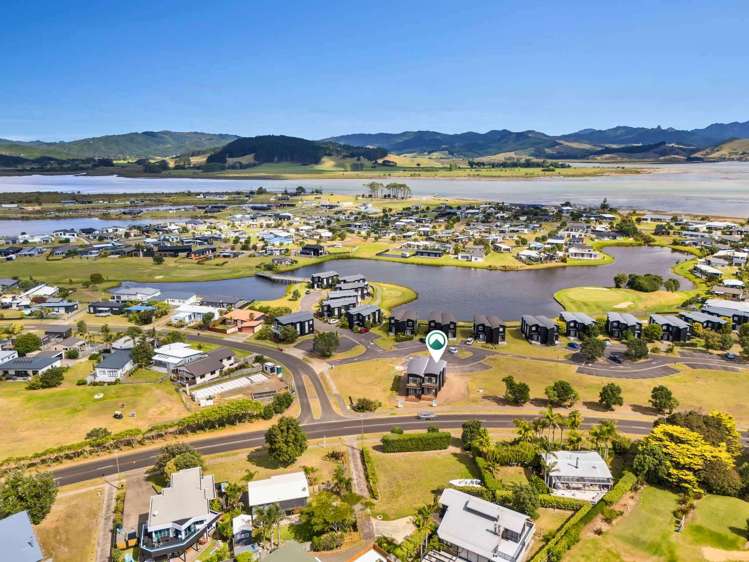 11/101 Harbour Drive Matarangi_24