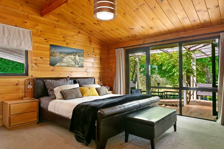 218 Mapara Road Acacia Bay_19