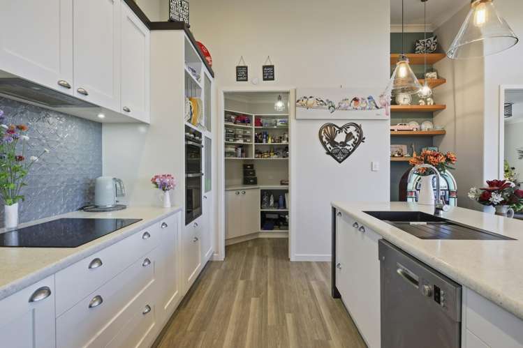 56 Golf Road Waitomo_36