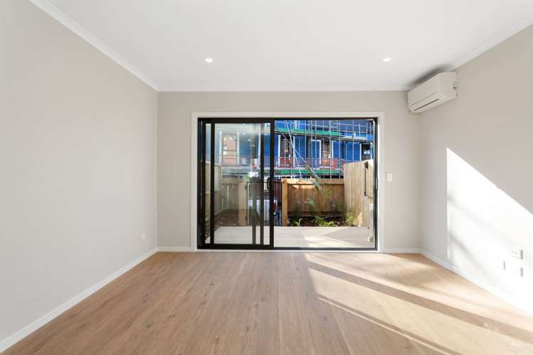 51/125b Metcalfe Road Ranui_15