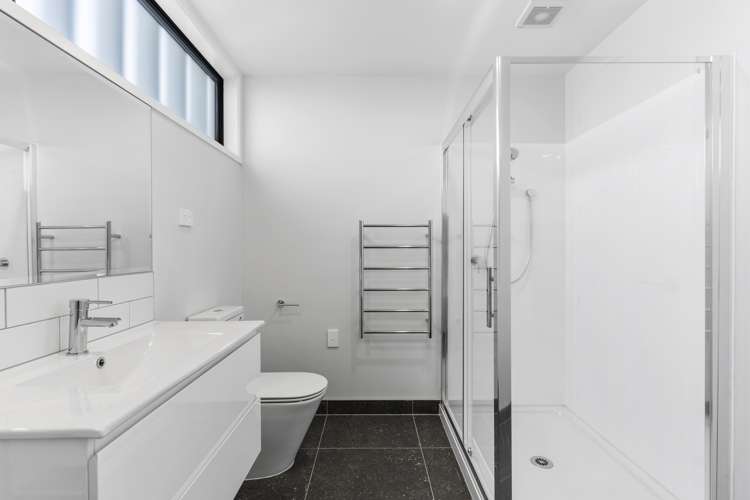 5a Range View Road Mount Albert_8