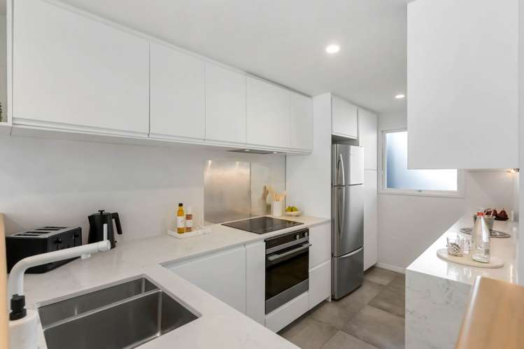 9/6 Sarsfield Street Herne Bay_8
