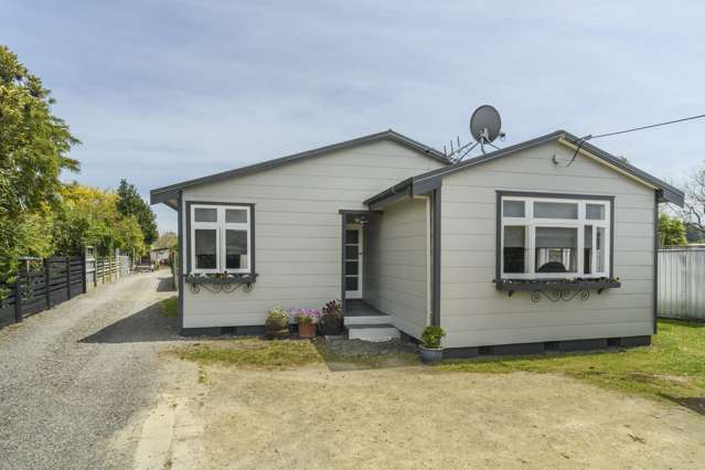 213 Cambridge Avenue Ashhurst_2