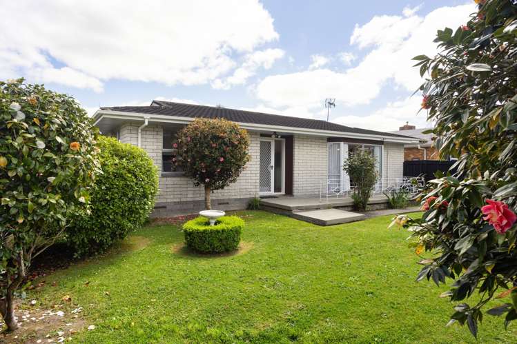 14 Howell Avenue_2