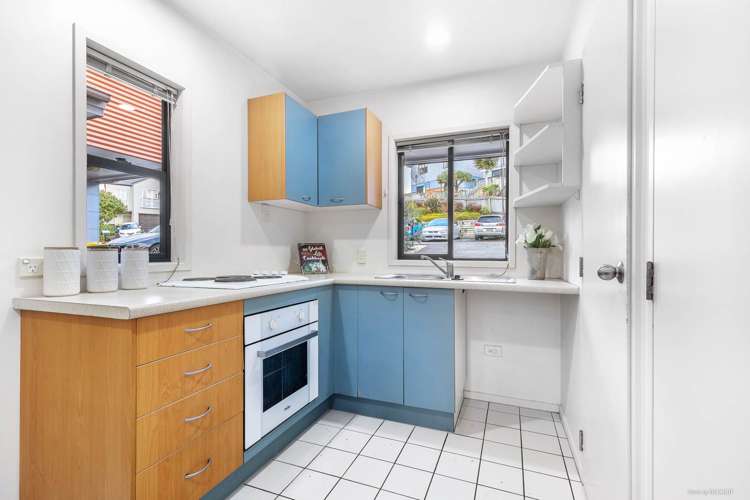 18/10 John Jennings Drive Oteha_4