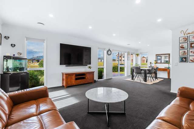 2 Roto Close Wharewaka_2