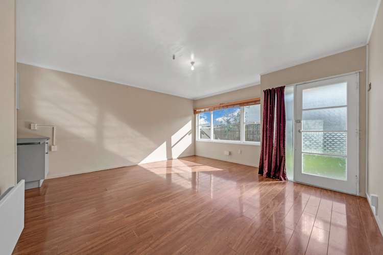 2/1 Snell Place Pakuranga_5