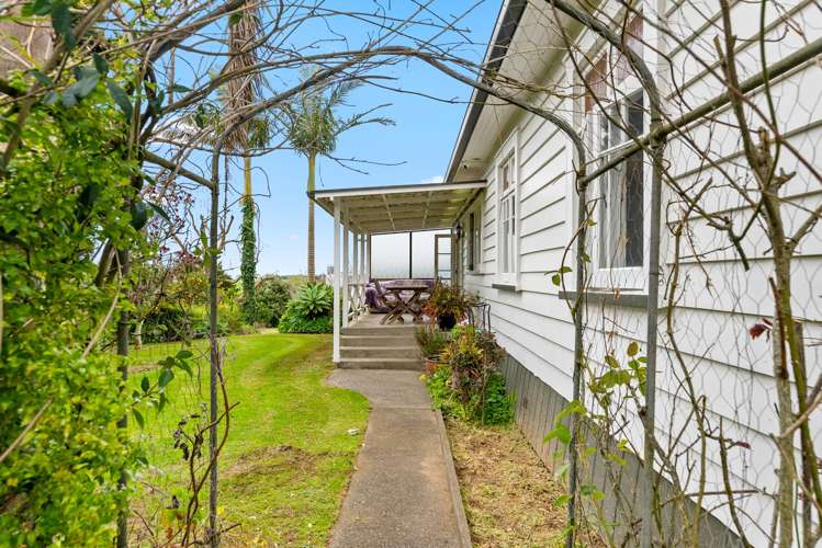 264 Glenbrook Beach Road Glenbrook_42