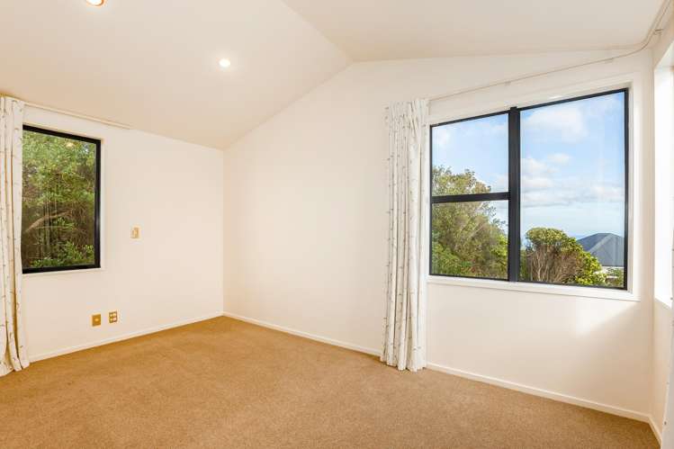 10 Signallers Grove Strathmore Park_17