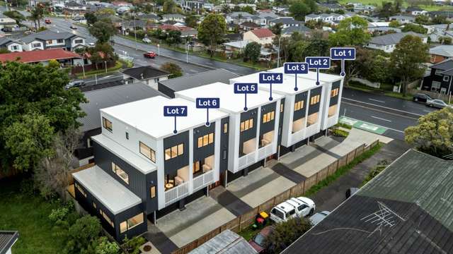 Sought After Sunnyhills School Zone