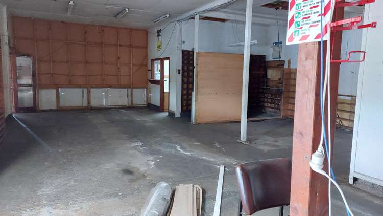 198 Hurndall Street Maungaturoto_16