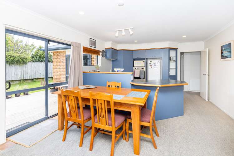 61 Saint James Drive Huntington_12