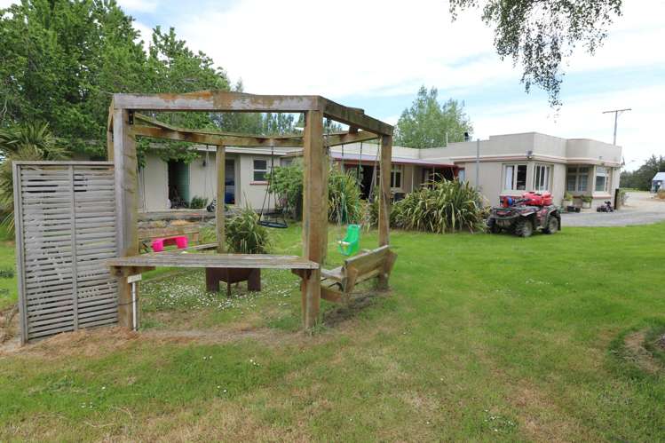 261 Middle Road Tapanui_11