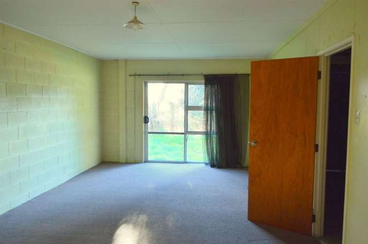 117 Golf Road Taumarunui_9