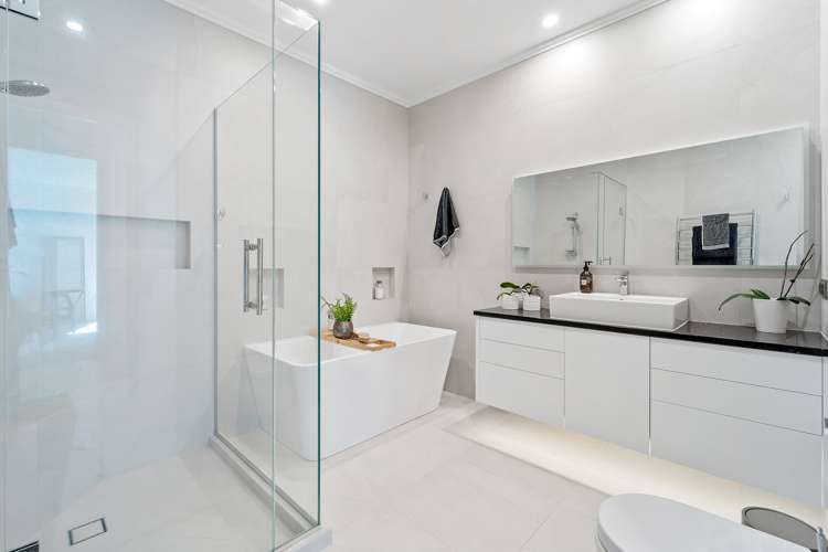 33a Churchill Road Murrays Bay_30