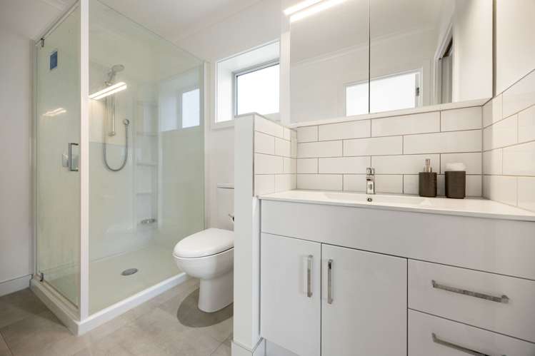 141 Raynes Road Rukuhia_17