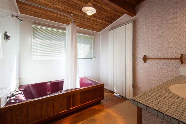 15 Tirimoana Terrace Anakiwa and Surrounds_18