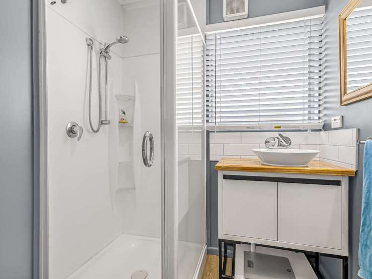 6 Gipps Place Tamatea_10