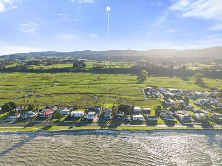 877 East Coast Road Kaiaua_22