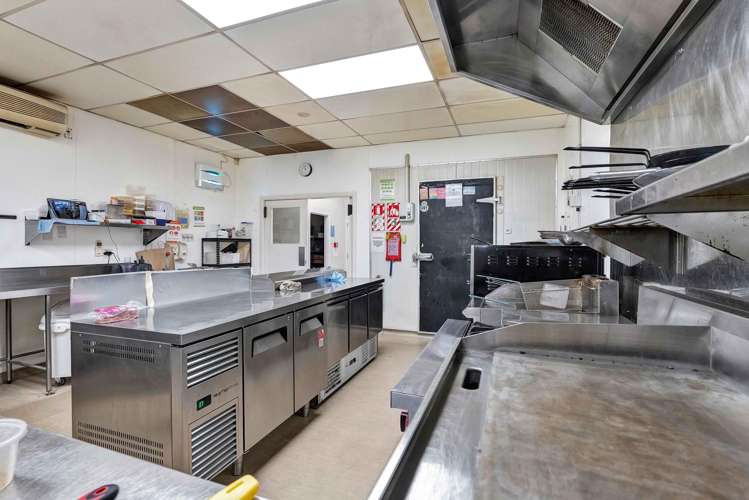 200 Broadway Stratford_7