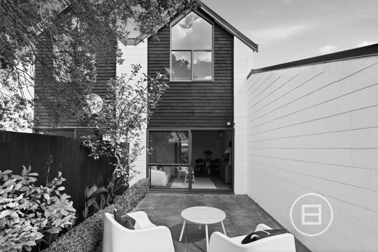 5/30 Picton Avenue_0