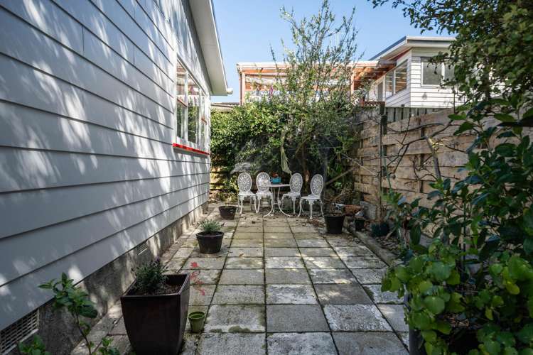 92 Oriel Avenue Tawa_22
