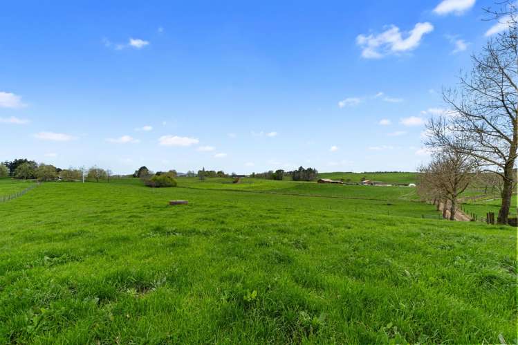 520 Lake Road Horsham Downs_34