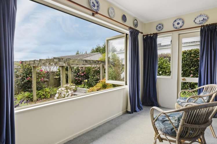 5B Awanui Street Hilltop_4