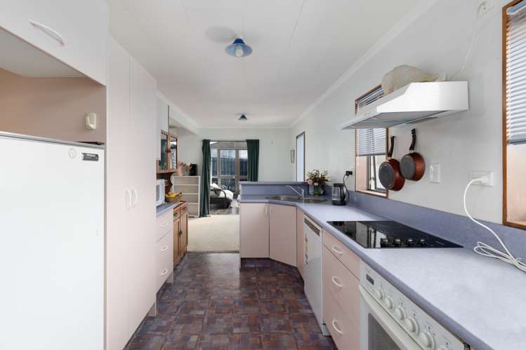 1 Camellia Avenue Bell Block_6