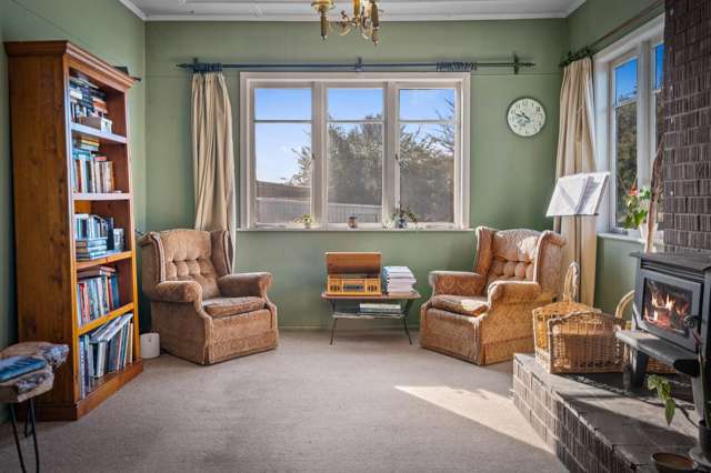 102a Clayton Road Mangakakahi_2