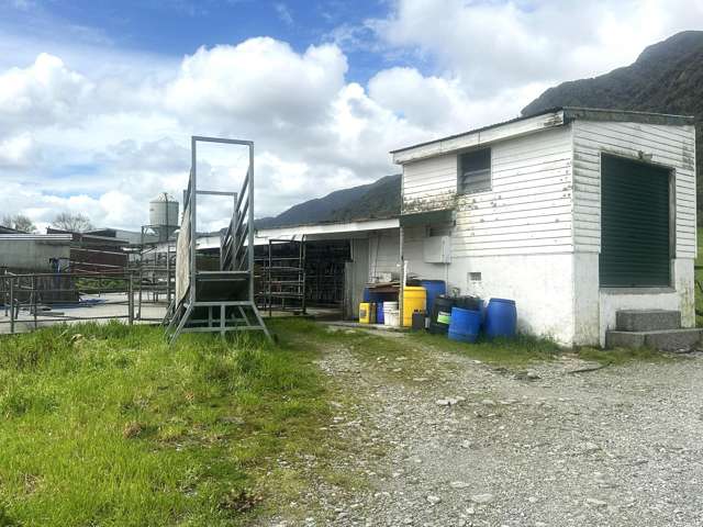 2115 Whataroa Highway Whataroa_3