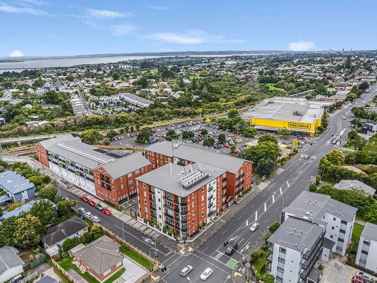 302/1a Soljak Place Mount Albert_10
