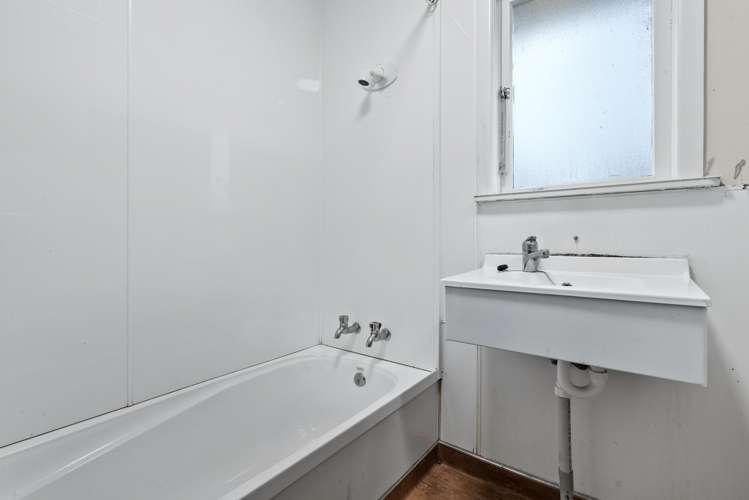 24 Sheehan Avenue Papakura_11