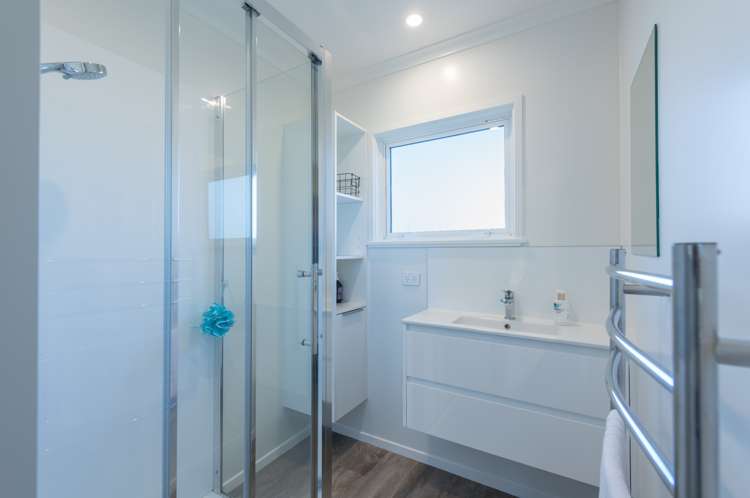 26 Keats Crescent Stoke_12