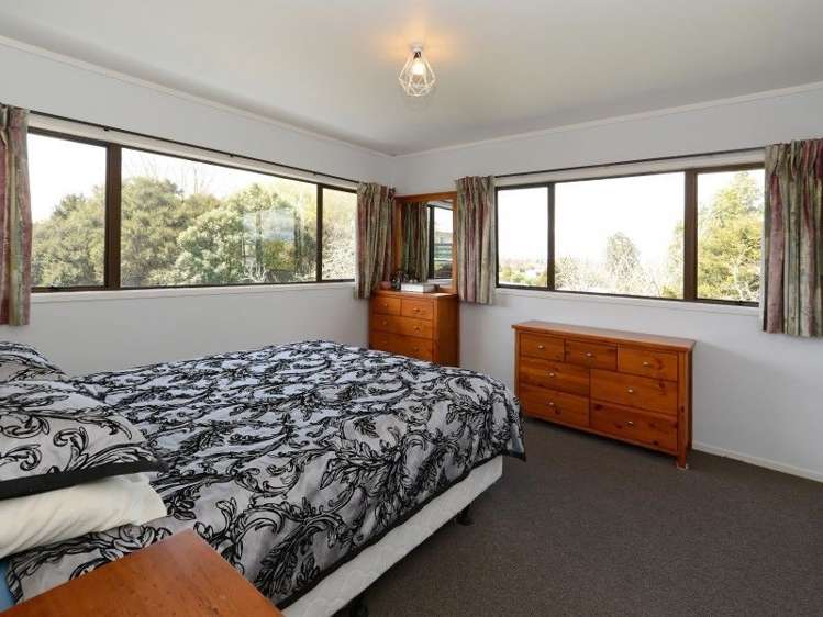 9 Baverstock Road Nawton_5