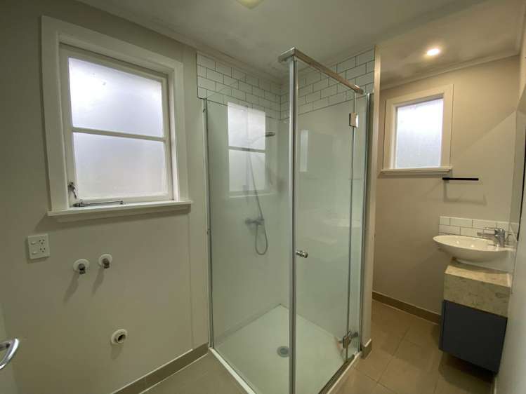37a High Street Otaika_12