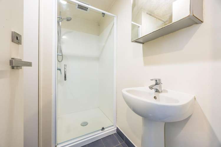 1212/72 Nelson Street Auckland Central_12