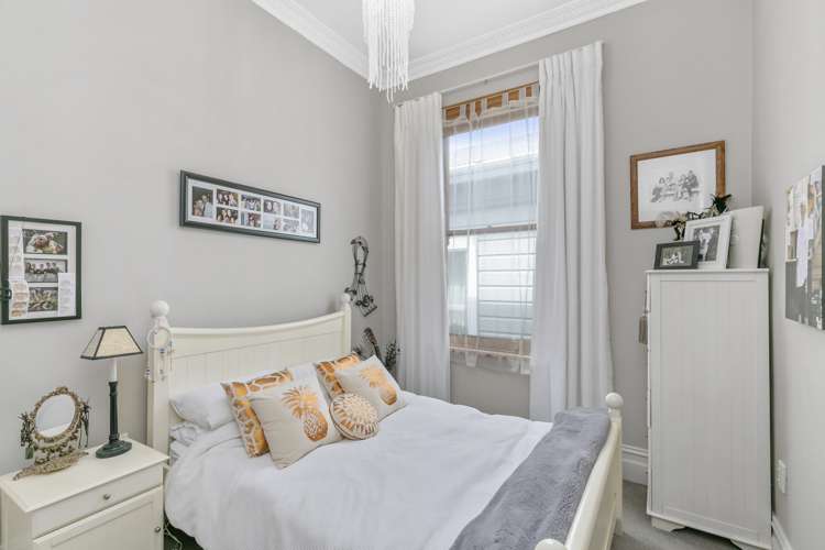 18 Lawrence Street Newtown_19