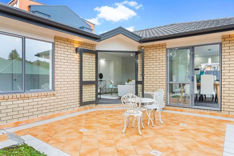 10 Claywest Place Glen Eden_27