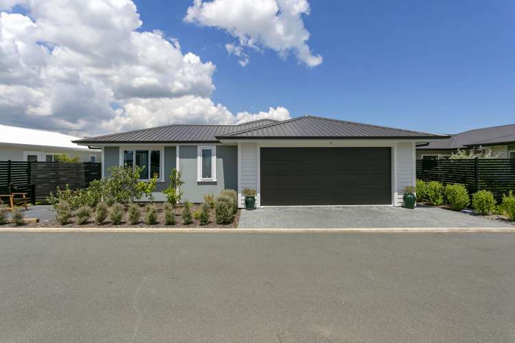 6 Maison Way Rangatira Park_15