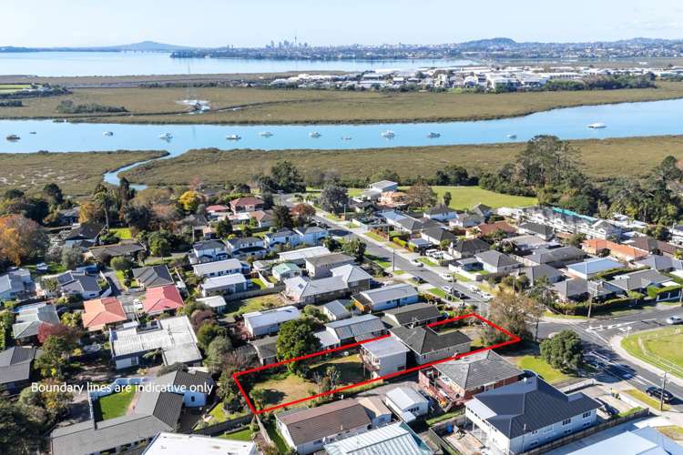 84 Roberts Road Te Atatu South_14